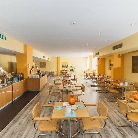 Terminal Hotel Koeln Екстериор снимка