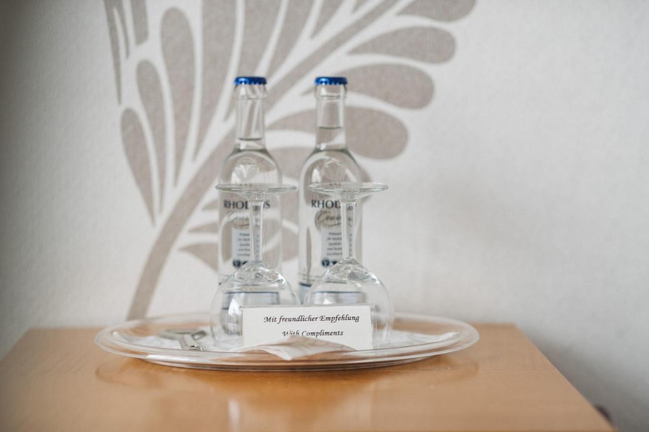 Terminal Hotel Koeln Екстериор снимка